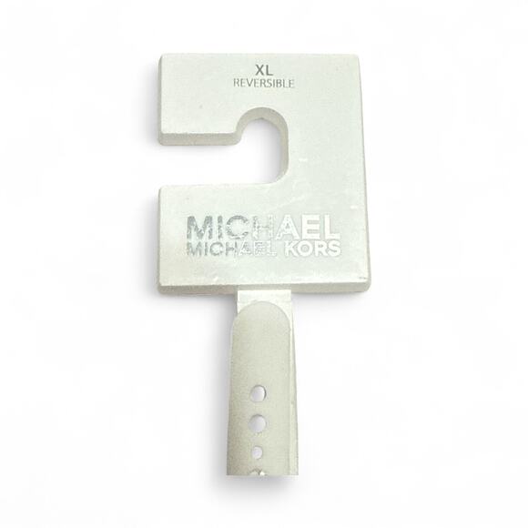 Michael by Michael Kors Twist Reversible Leather Belt – Black & Silver (XL) - Picture 11 of 12